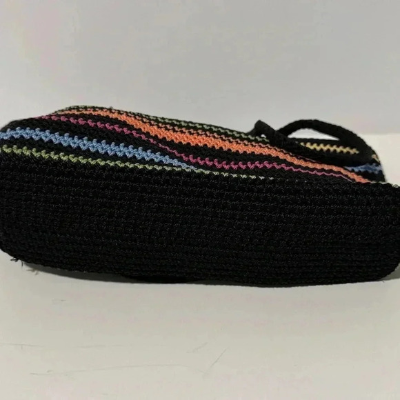 The Sak Beautiful Multi
Colored Hand Crocheted woman’s handbag - Picture 3 of 9